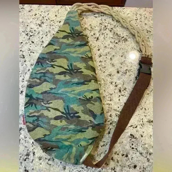 Union Bay Sling Pack - Picture 2 of 7